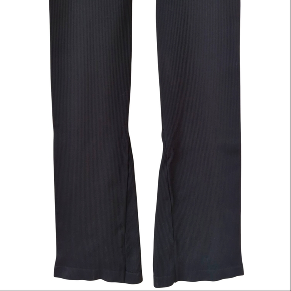 OQQ Ribbed Yoga Sleeveless Padded Bell Bottom Flare Jumpsuit MEDIUM Black - Picture 4 of 14